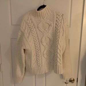 NWOT Zara white cable knit sweater🤍